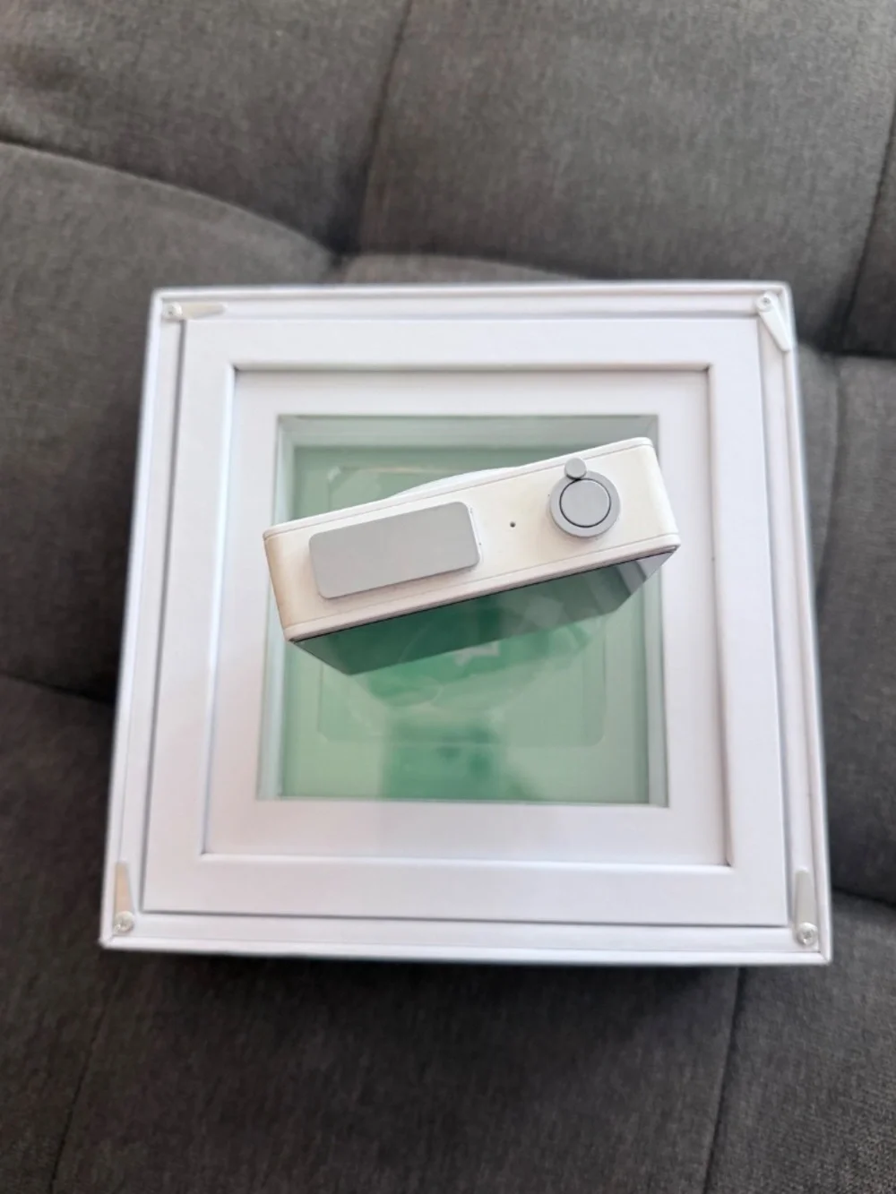 DIJIE SHOOTER WiFi enabled point & shoot camera in Emerald